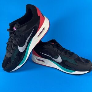 NEW Nike Air Max Solo Black/Mtlc Dark Grey  Men’s Size 10 DX3666-001